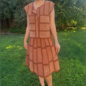 RUFFIAN’S - Women’s vintage 1960s Ruffians brown suede leather